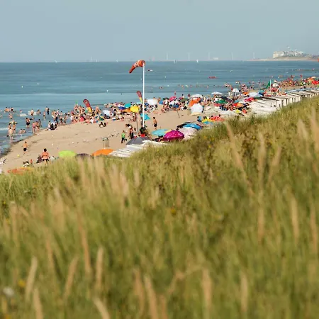 Holiday Noordzeepark Zeewind 2-2 *